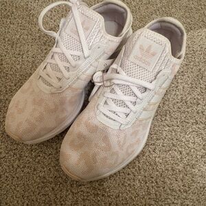 Adidas Women's Light Pink Sneakers